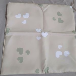 New Multi Dizine 5  Coushion Cover And 2 Pillows