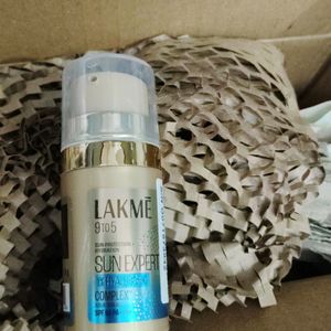 Lakme Sun Expert