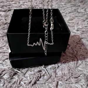 Silver Pendent Chain