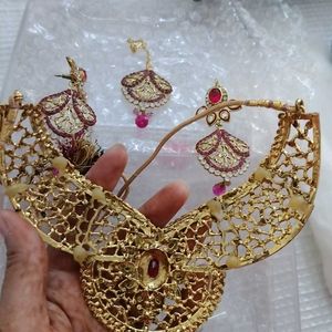 Stone Studded Jewellery Set