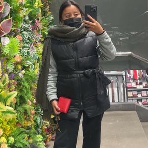 H&M Tiebelt Puffer Vest