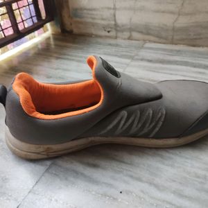 Daily Walk Shoe For Sale