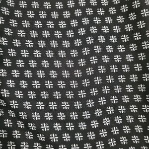 BANANA REPUBLIC Black & White Top● Casual Wear●