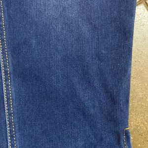 Unused Go Colours Womens Denim Knee Length Shorts