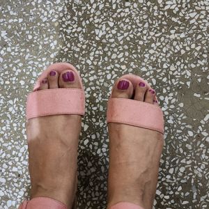 Lovely Ceriz Pastel Pink Block Heels