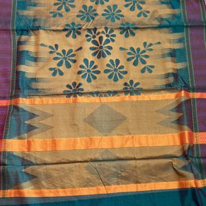 Offer: Golden Saree With Beautiful Border For Grab