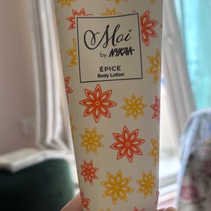 Moi By Nykaa (Epice Body Lotion)