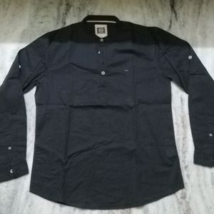 Casual Shirts For Men  Size-L New Condition