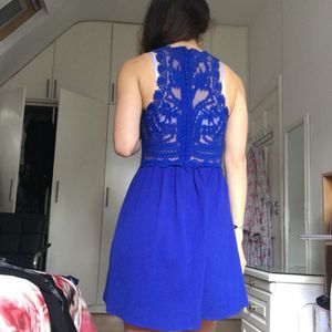 H&M Embroidered Lace Back