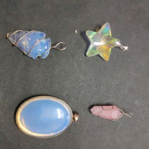 4 Pendant