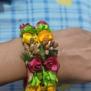 Haldi Floral Bangles