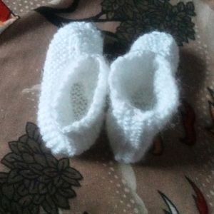 Hand Made  Woolen  Socks Or Shoes For Baby