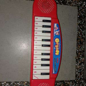 Kids Piano in New Condition