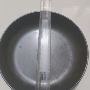 Hard Anodized Nonstick Pan