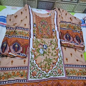 Kurti Set