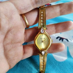 women wrist watch