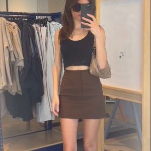 suede mini vintage skirt🤎