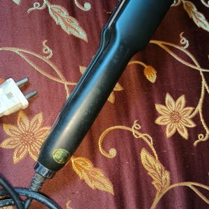 Nova Hair Straightener