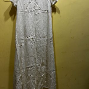 Avaasa Off-White High-Low A-Line Kurta Size L