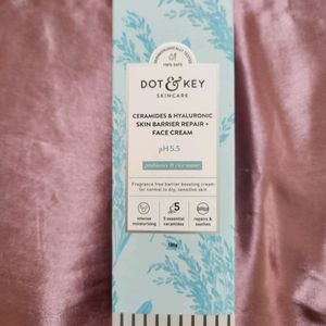 DOT & KEY Face Moisturiser