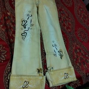 Embroidered Retro Jeans