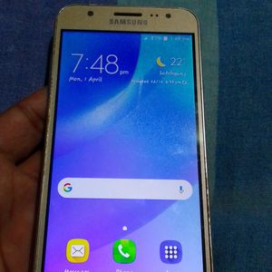 SAMSUNG J3 Pro Phone