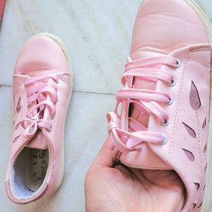 🔥Trendy Casual Sneakers ✨️Attractive 😍