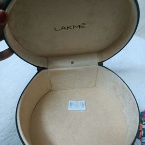 Lakme Trousseau Box Big Size