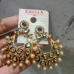 Earings Any one  for 150rs