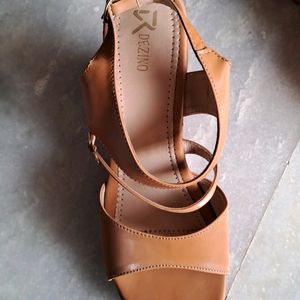 Casual Wedges,Colour: Tan , Heel Height : 3in