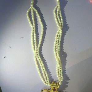 Neckpiece