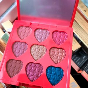 Myglamm Xoxo Eye shadow Palette