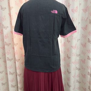 The North Face Women’s Tee