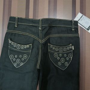 V-94 Size-30 Slim Fit Women Denim Jeans