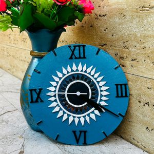 lippan wall clock