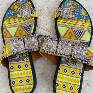 Sandal