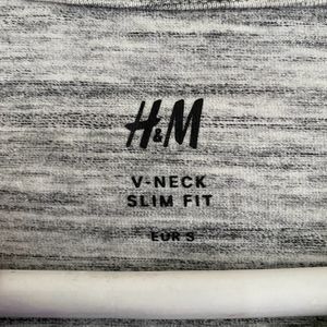 H&M - V-Neck Strechable Shirt