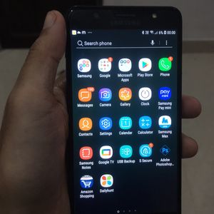 Galaxy J7 MAX 4 GB RAM