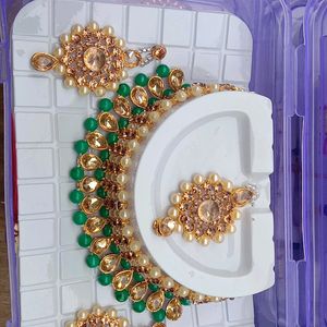 Party Wear Women Jewellery Set