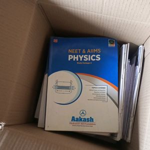 Akash NEET BOOKS 2019-20 Edition