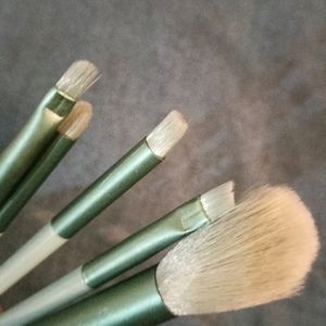 Brand New Makeup Brushes