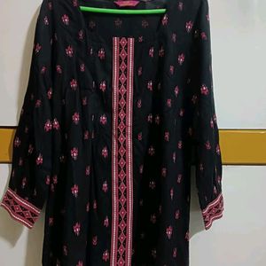 Black-Pink Printed Short Kurti