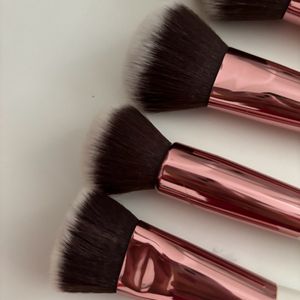 BH Cosmetics Face Brush Set Of 4