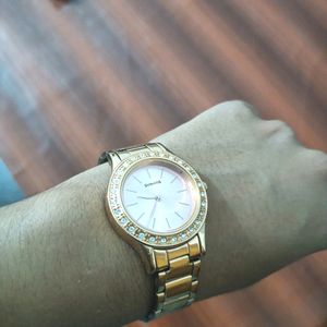 Sonata Women Watch(Gold) With Pink Dial