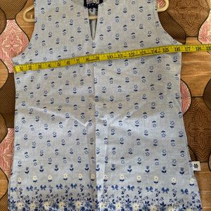 Worn Once Short Tunic With Flower Print On Linen