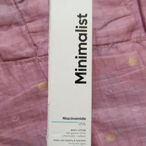 Minimalist Niacinamide Body Lotion