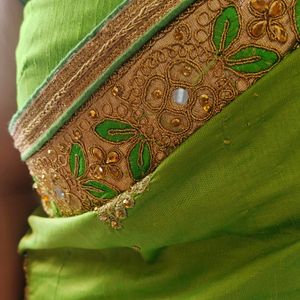 Party Wear Saree Combination Of Green & Navy Blue