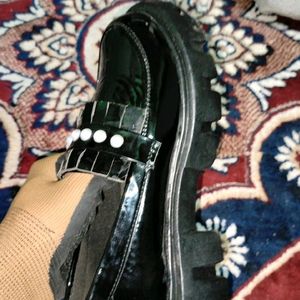 Black Loffer Shoes