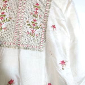 Cream Embroidered Kurta Set (Women's)