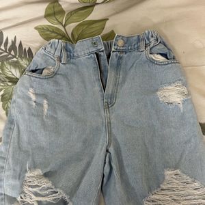 Stretchable jorts